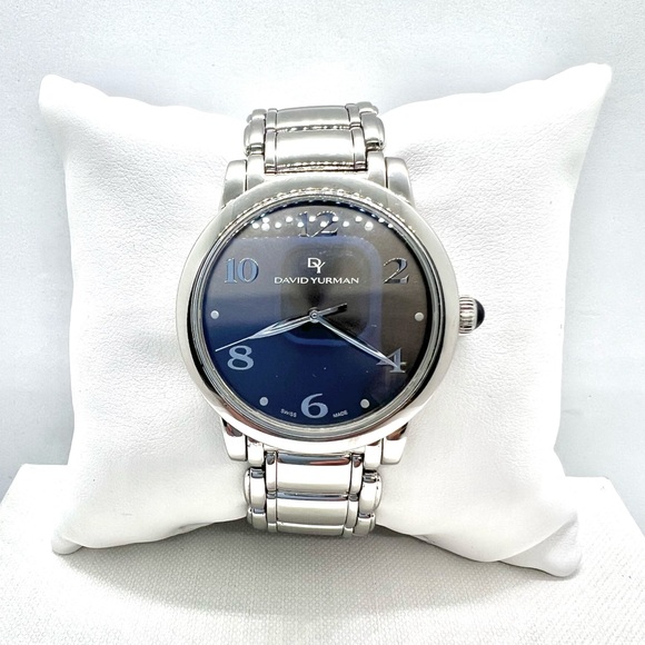 David Yurman 38mm Classic Quartz Watch - Picture 3 of 16